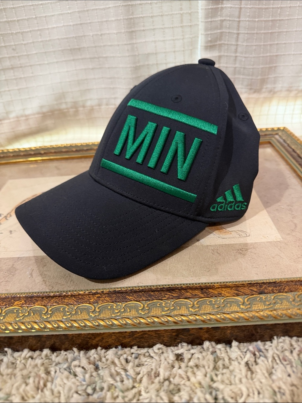 ADIDAS NHL black green MN Wild MIN M/L stretch baseball cap Minnesota hockey
